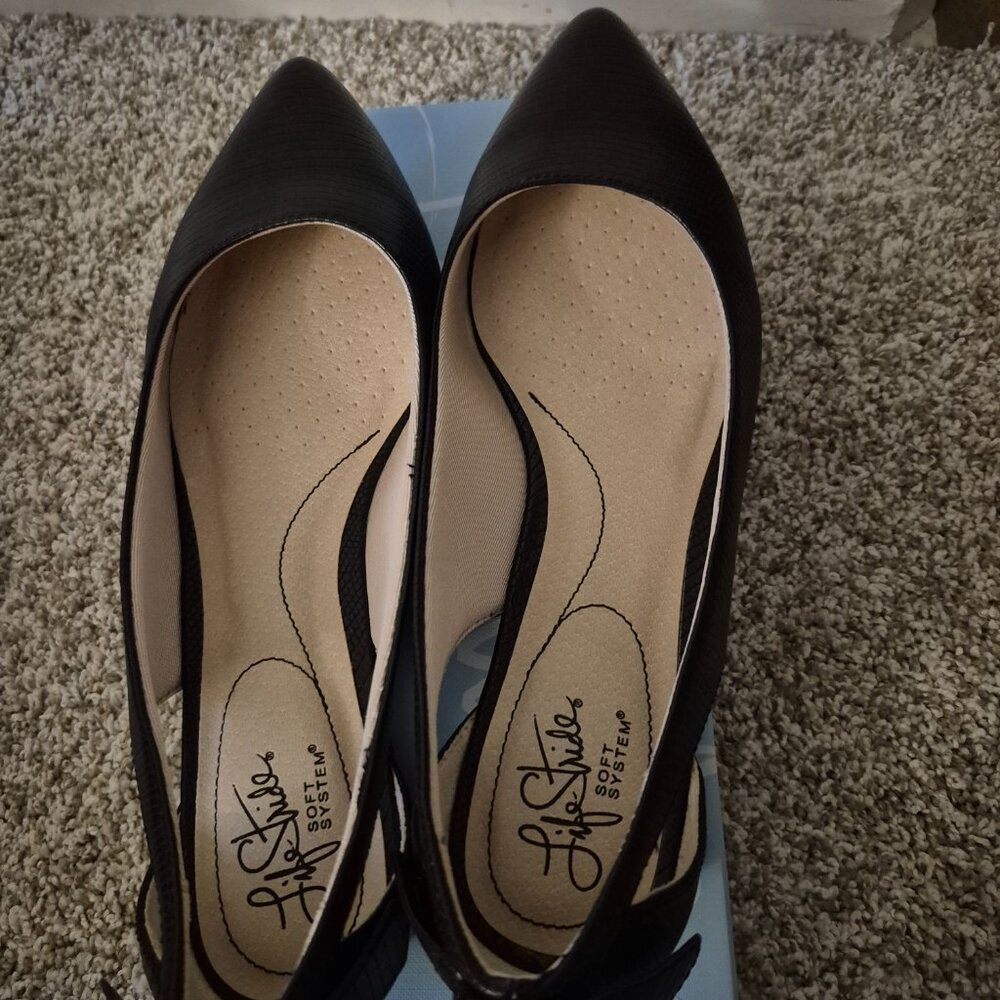 LifeStride Quicken Black Flats, new in box, 10M